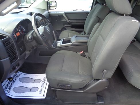 Used 2012 Nissan Titan SV image 41