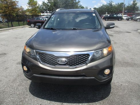 Used 2013 Kia Sorento EX image 3