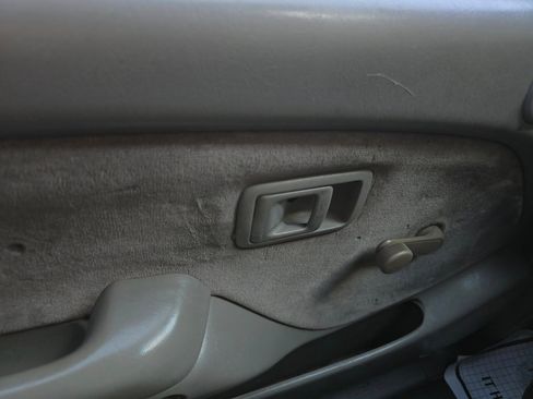 Used 2004 Toyota Tacoma image 13