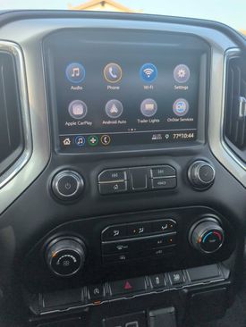 Used 2020 Chevrolet Silverado 1500 LT image 12