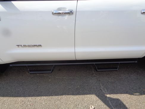 Used 2019 Toyota Tundra Limited image 20