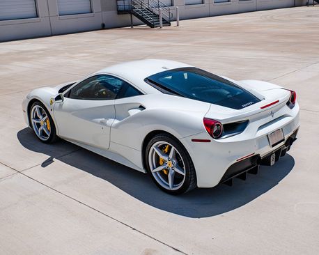 Used 2018 Ferrari 488 GTB image 5