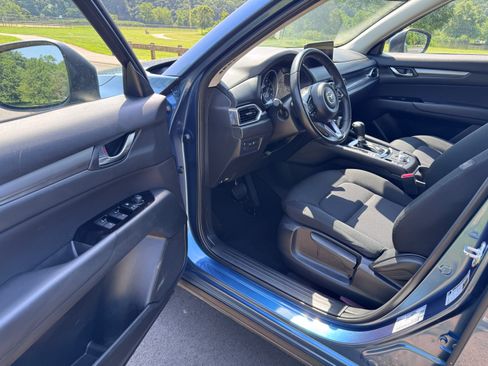 Used 2023 MAZDA CX-5 image 2