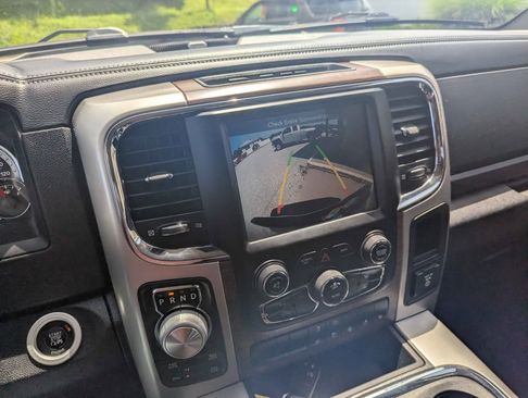 Used 2016 RAM 1500 Laramie image 10