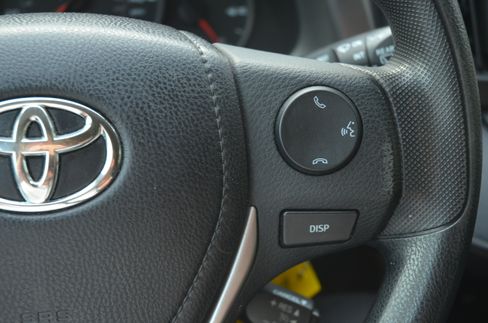 Used 2016 Toyota RAV4 LE image 16