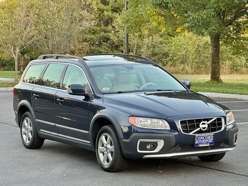 Used 2010 Volvo XC70 3.2 image 7