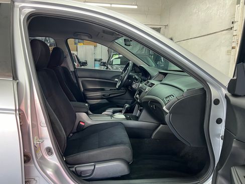 Used 2012 Honda Accord LX image 14