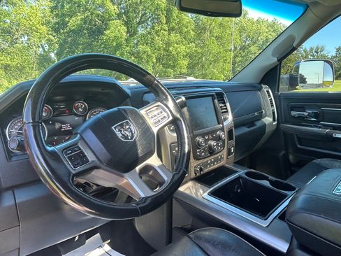 Used 2015 RAM 2500 Laramie Longhorn image 12