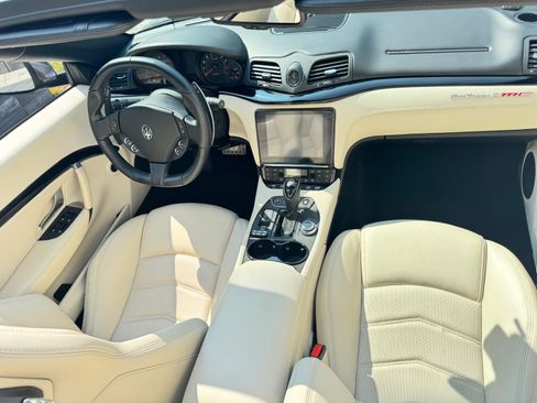 Used 2018 Maserati GranTurismo MC image 39