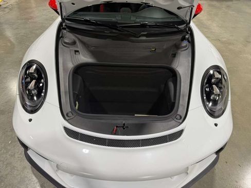 Used 2018 Porsche 911 GT3 image 21