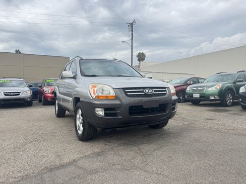 Used 2005 Kia Sportage LX image 9