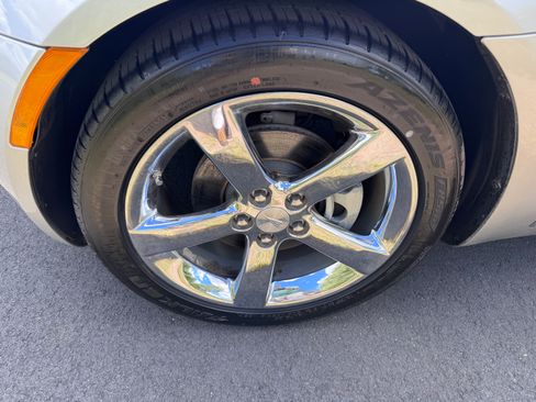 Used 2008 Pontiac Solstice GXP image 17