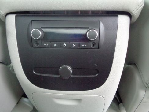 Used 2007 Chevrolet Silverado 2500 LTZ image 36