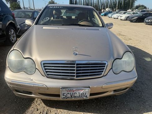 Used 2003 Mercedes-Benz C 240 image 2