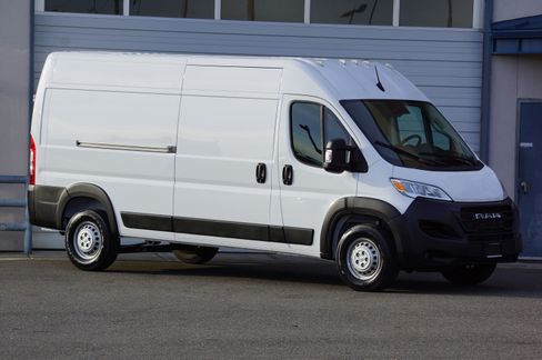 Used 2024 RAM ProMaster 2500 image 3