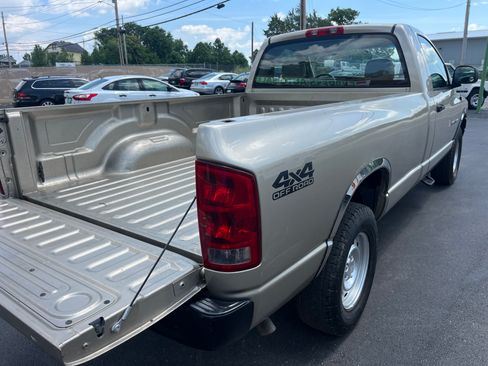 Used 2005 Dodge Ram 1500 Truck ST image 13