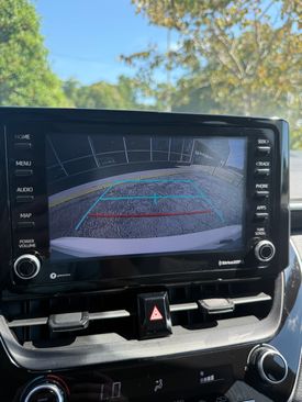 Used 2022 Toyota Corolla LE image 10