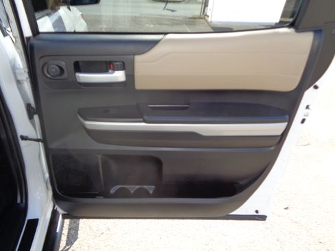 Used 2019 Toyota Tundra Limited image 34