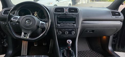 Used 2013 Volkswagen GTI Wolfsburg Edition image 31