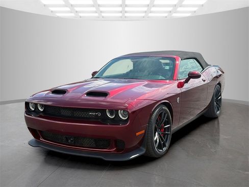 Used 2023 Dodge Challenger SRT Hellcat image 5
