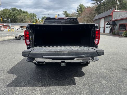 Used 2021 GMC Sierra 1500 SLE image 9