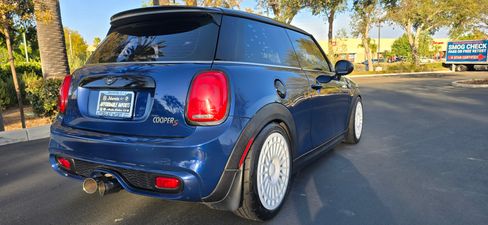 Used 2015 MINI Cooper S image 40