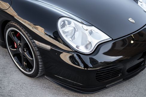 Used 2004 Porsche 911 Turbo image 12