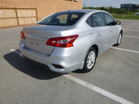 Used 2019 Nissan Sentra SV image 6