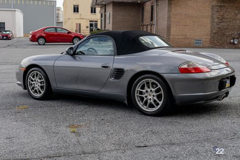 Used 2004 Porsche Boxster image 10