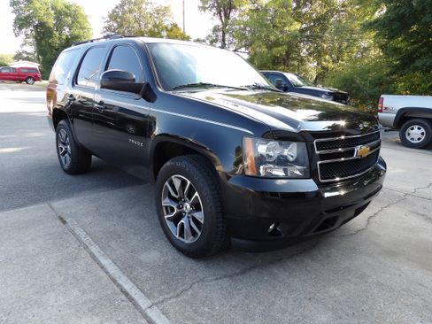 Used 2014 Chevrolet Tahoe LT image 4