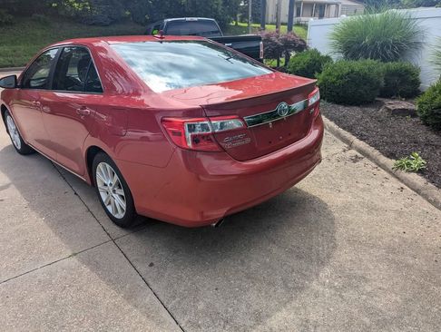 Used 2012 Toyota Camry image 5
