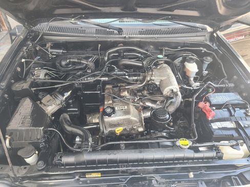 Used 2004 Toyota Tacoma image 22