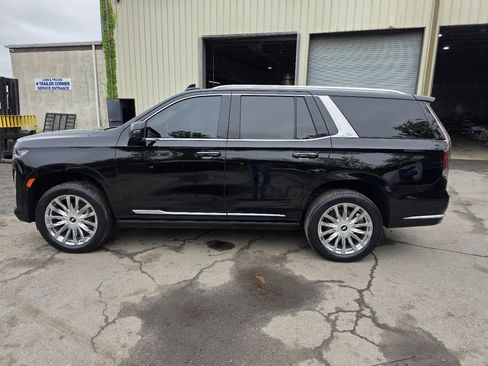 Used 2021 Cadillac Escalade Premium image 8