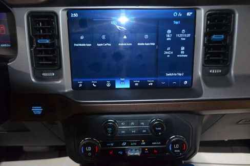 Used 2023 Ford Bronco Outer Banks image 29