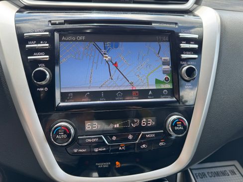 Used 2018 Nissan Murano SL image 22