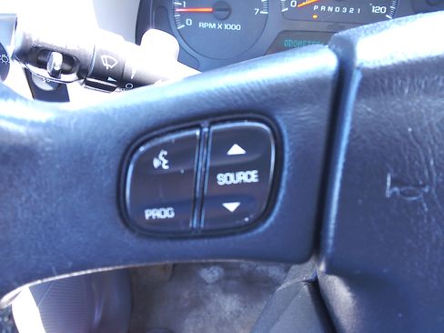 Used 2008 Chevrolet TrailBlazer LS image 25