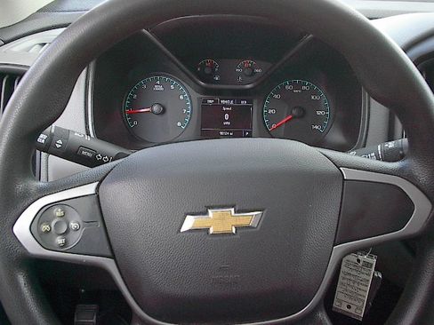 Used 2020 Chevrolet Colorado W/T image 19