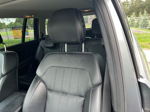 Used 2014 Mercedes-Benz GL 450 image 10