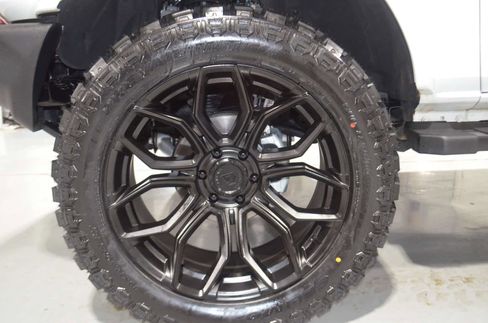 Used 2023 Ford Bronco Outer Banks image 12