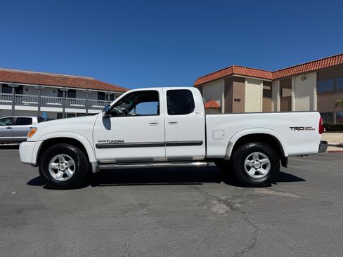 Used 2006 Toyota Tundra SR5 image 2