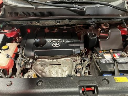 Used 2011 Toyota RAV4 image 22