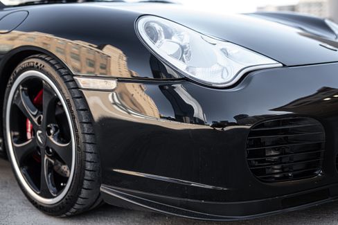 Used 2004 Porsche 911 Turbo image 13