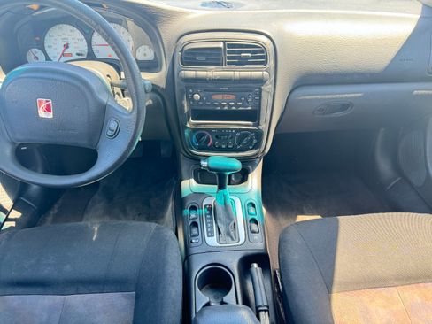Used 2003 Saturn L-Series L200 image 14