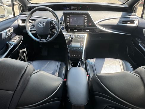 Used 2018 Toyota Mirai image 21