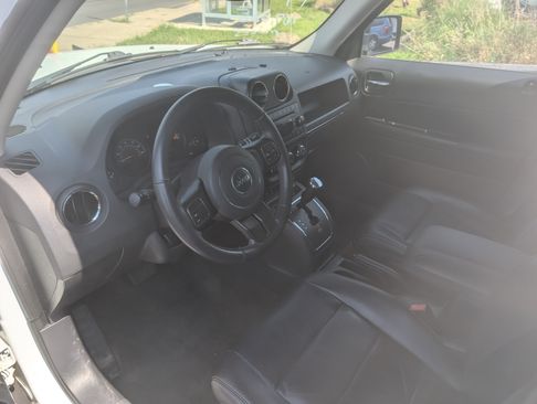 Used 2017 Jeep Patriot High Altitude image 6