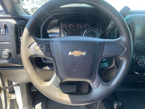 Used 2018 Chevrolet Silverado 2500 image 9