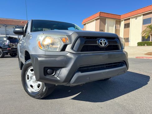 Used 2014 Toyota Tacoma image 15