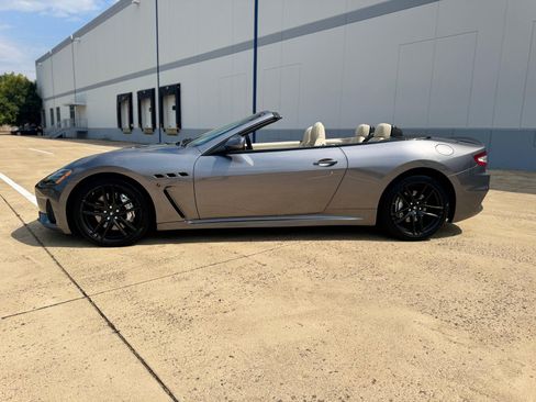 Used 2018 Maserati GranTurismo MC image 6