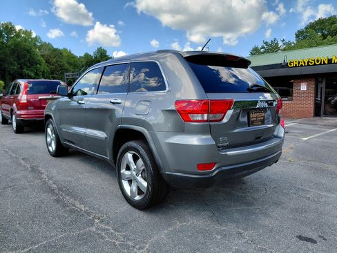 Used 2012 Jeep Grand Cherokee Overland image 5