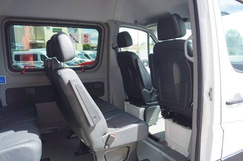 Used 2017 Mercedes-Benz Sprinter 2500 image 15